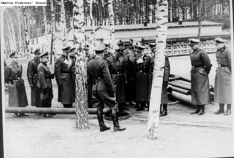 Himmler speaking with Stuffhof staff
